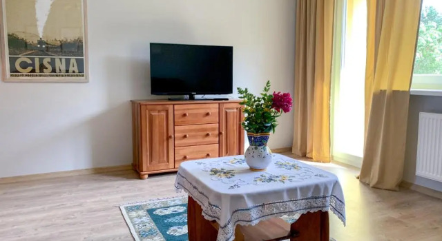 Między górami. Apartament w Cisnej, Boek Appartement Hotels in Subkarpaten met parkeren, Parkeren