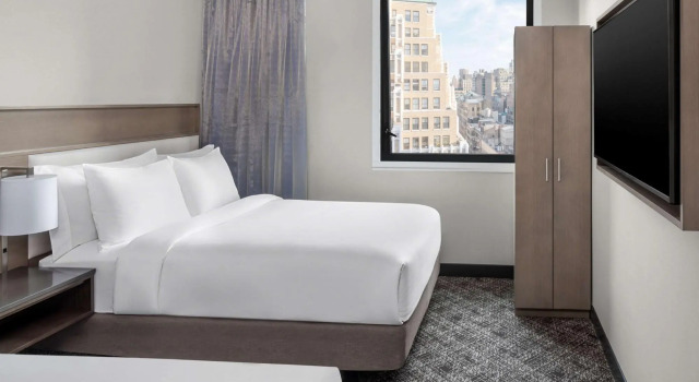 Doubletree by Hilton New York Times Square South