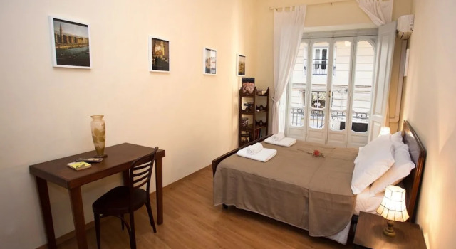 Apartment - Ciccone III BH 100, Забронировать Апартаменты/квартира Апартаменты Неаполя, рядом с Accademia di Belle Arti di Napoli, Апартаменты/квартира
