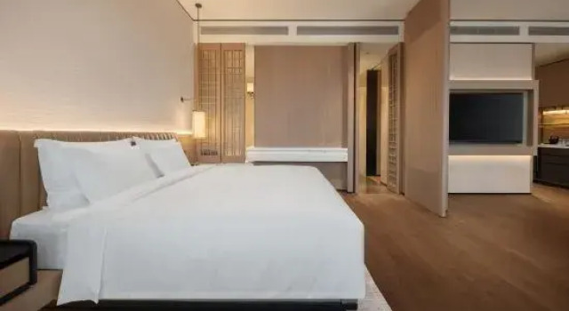 Люкс Lung Chuen International Hotel