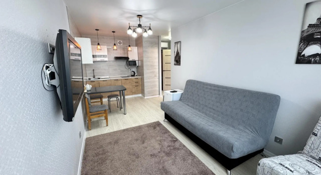 Apartments on Molodezhnaya St., 107B, Prenota Appartamento Hotel a Udmurtia con parcheggio, Parcheggio