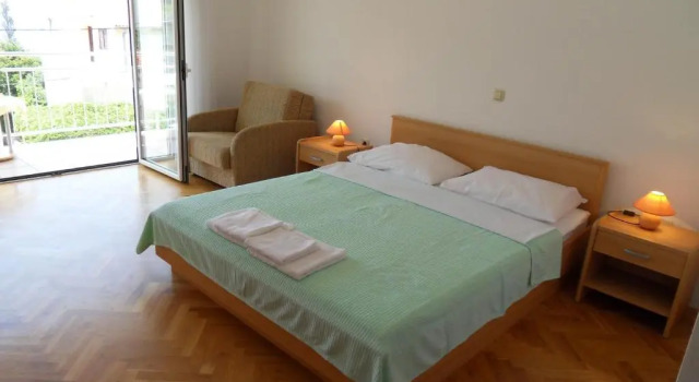 Студия с балконом и с видом на море Apartments Petricevic