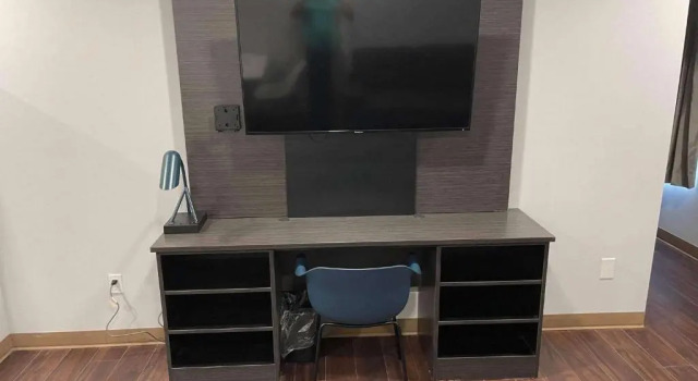 Четырёхместный номер Deluxe Studio 6 Peoria IL
