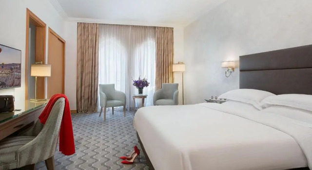 Двухместный номер Guest Gefinor Rotana - Beirut