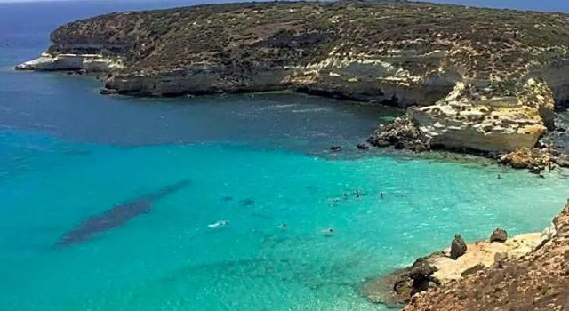 B&B Stella del Mare, Забронировать Отель «постель и завтрак» Отели Лампедуза 4 звезды, рядом с Lampedusa Port, 4*