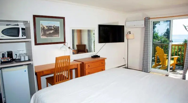 Люкс Deluxe White Point Beach Resort