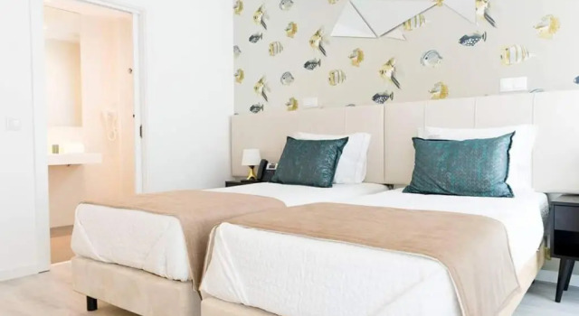 Hotel Magic, Rezervovat Hotel Hotely v Oeste s parkováním, Parkování