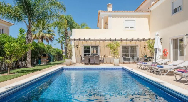 Вилла Endless Summer Luxury Villa