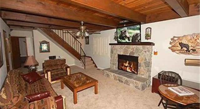 3542 Bobby Grey Circle 3 Bedroom Cabin by RedAwning