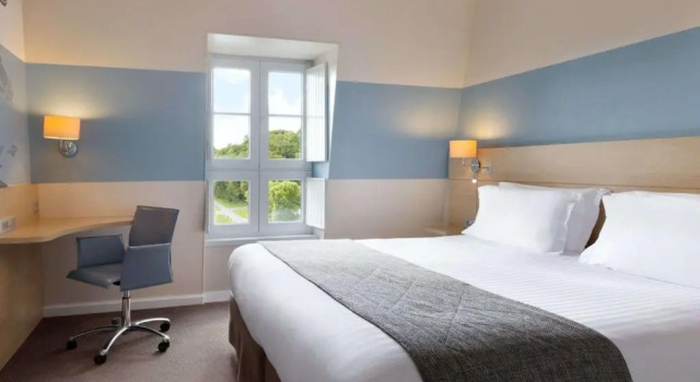 Номер Classic Mercure Chantilly Resort & Conventions