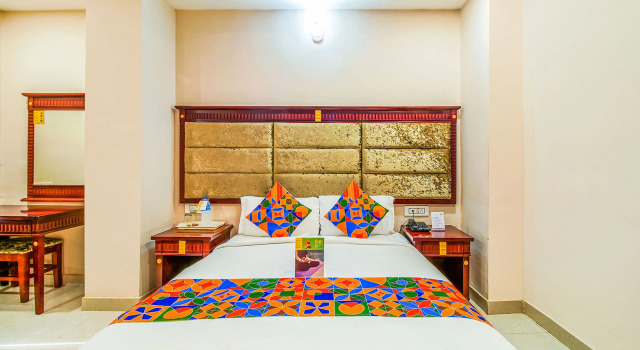 Номер Deluxe FabHotel Eleven Heights