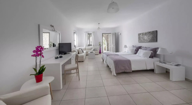 Номер Comfort Deliades Hotel