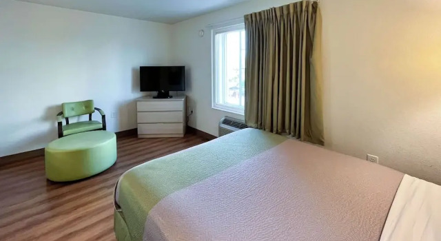 Двухместный номер Standard с мини-кухней Studio 6 Belmont, CA San Francisco Redwood
