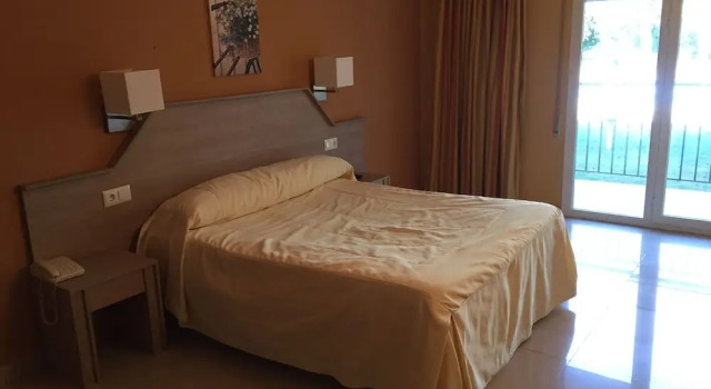 Двухместный номер Standard с балконом Hotel Manzanares