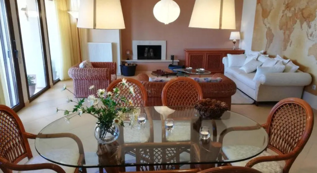 Апартаменты House with View in Amfithea