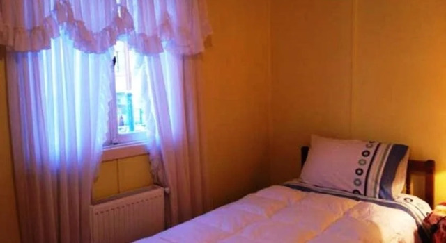 Bed & Breakfast Miriam, Prenota Hotel Hotel a Los Lagos con parcheggio, Parcheggio