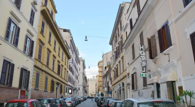 Roma Carina