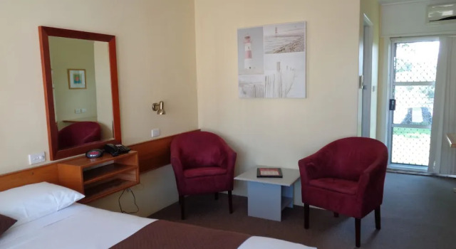 Номер Standard Moon River Motor Inn