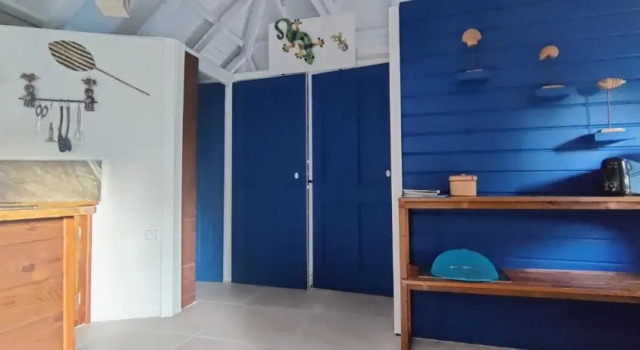 Бунгало с 2 комнатами Habitation Colas