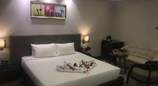 The Hamuse Hotel Kodaikanal - Luxury Redefined, Забронировать Отель Бизнес-отели Кодайканала, рядом с Sacred Heart College Museum, 4* 5*