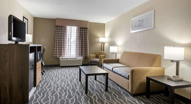 Двухместный люкс Quality Inn & Suites Lafayette I-65
