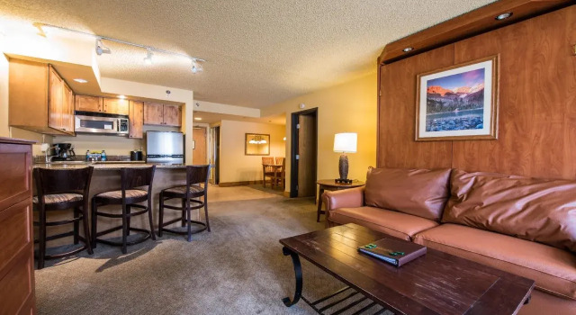 The Grand Lodge, A Vail Resorts Property, Забронировать Отель Крестед-Бьютт Crested Butte Mountain, рядом с Горнолыжный курорт Crested Butte