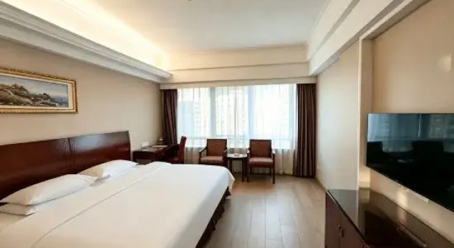 Двухместный номер Deluxe Vienna Hotel Shenzhen Yinhu Bus Station