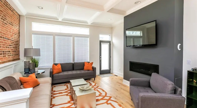 !new! Luxury Home Near Harbor W/rooftop Deck, Rezerwuj Hotel Baltimore Maryland