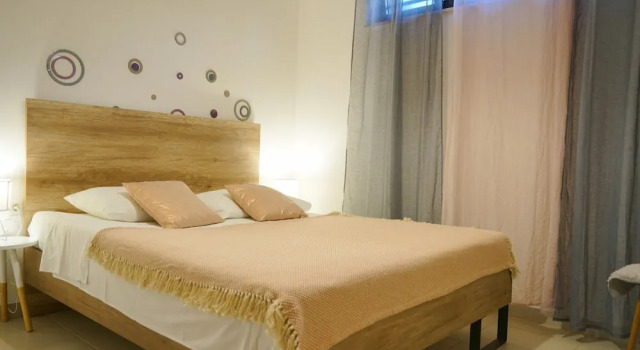 Modern Apartment with Seaview, Private Terrace And Pool,Only 150m From the Beach, Забронировать Апартаменты/квартира Отели Шибеник с бассейном, рядом с Частный Пляж «Ярам Апартментс», Бассейн