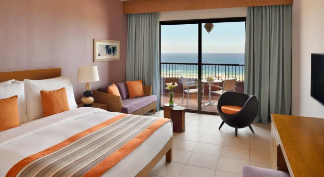 Номер Superior с видом на море Mövenpick Resort & Spa Tala Bay Aqaba