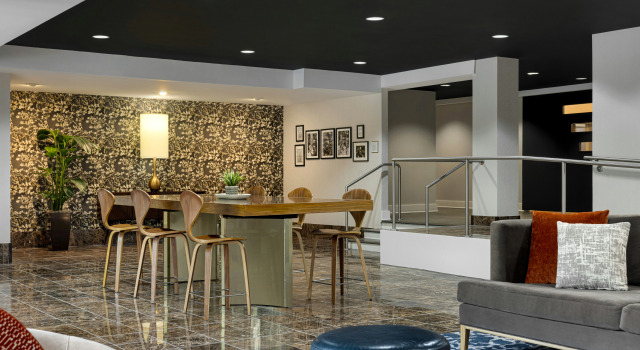 DoubleTree by Hilton Hotel Atlanta Downtown, Varaa Hotelli All inclusive -hotellit kohteessa Atlanta, lähellä MARTA-Five Points Station, All Inclusive