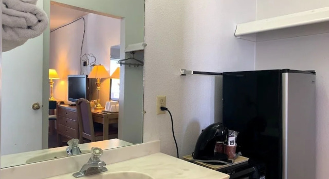 Номер Standard Economy Inn Motel