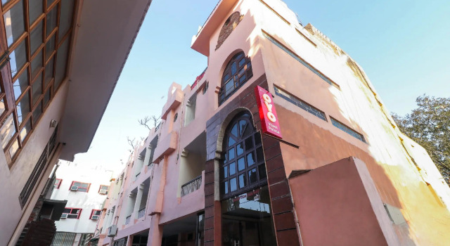 OYO 22544 Hotel Vijeet Palace, Забронировать Отель Отели штата Раджастхана с парковкой, Парковка