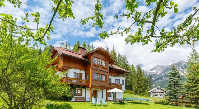 Апартаменты с видом на горы Landhaus Birgbichler - Apartments in Ramsau am Dachstein - inklusive Sommercard