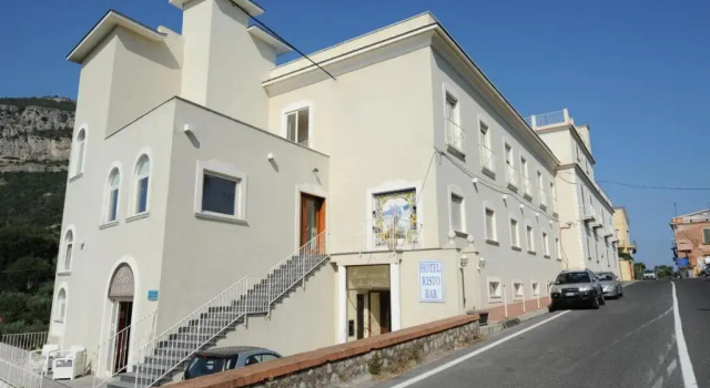 Hotel Royal Hills