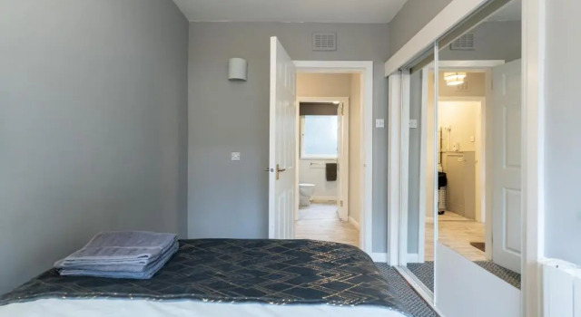 Апартаменты Two Bedroom Ground Floor Flat