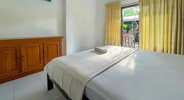 711 Gili Trawangan Mitra RedDoorz, Забронировать Отель Пеменанг провинция Западные Малые Зондские острова