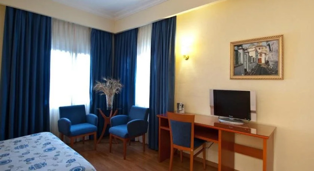 Hotel Ciudad del Sol, Забронировать Отель Отели Эсиха 3 звезды, рядом с El Mirador de Benamejí, 3*
