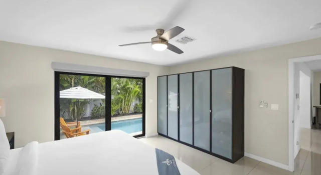 Relax in Luxury - 3 Bed 2 Bath Oasis With Pool, Забронировать Дом для отпуска Окленд-Парк штат Флорида