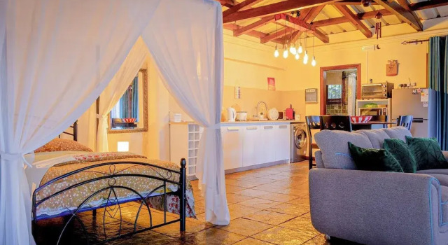 Laurels Villas
