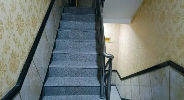 Wudu Xingchi Business Hotel, Varaa Hotelli Longnan 