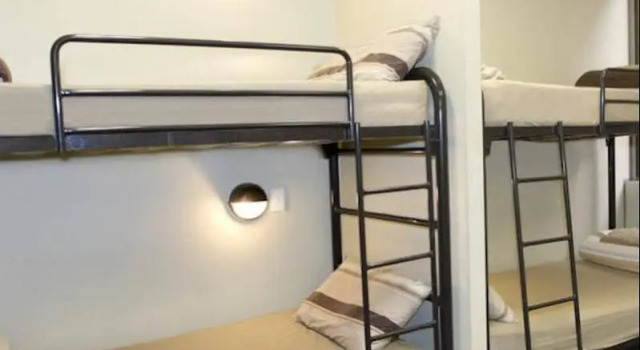 The Greenhouse Backpacker, Забронировать Отель Мельбурн Melbourne Region, рядом с Верховный суд Виктории