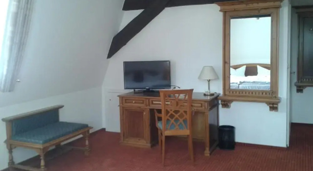 Garni-Hotel zum alten Ratskeller, Prenota Hotel Hotel a Brandeburgo con parcheggio, Parcheggio