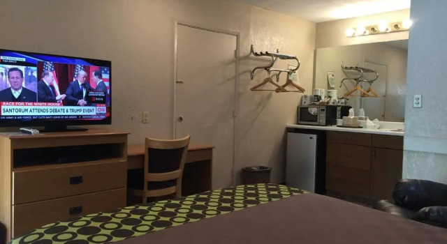 Двухместный номер Standard Townhouse Inn and Suites