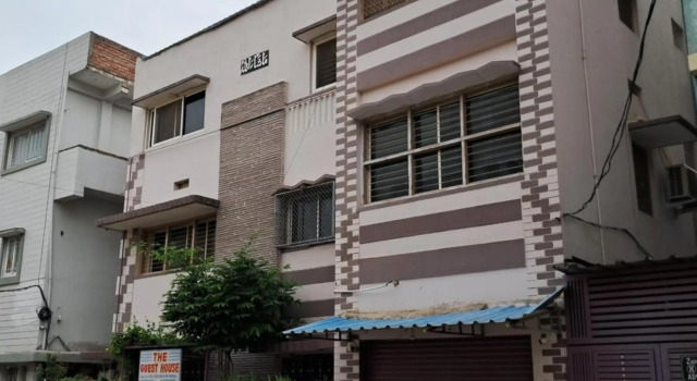 10 Guests-For Tourists, Rezerwuj Hotel Hajdarabad 