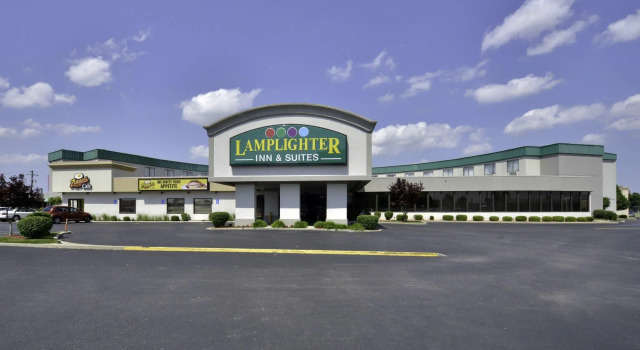 Lamplighter Inn-South, Забронировать Отель Спрингфилд Озакр, рядом с Springfield National Cemetery