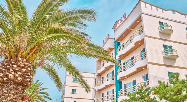 Iho MH Hotel, Забронировать Отель Чеджу Остров Чеджудо, рядом с Кольватмэул Пансатоп