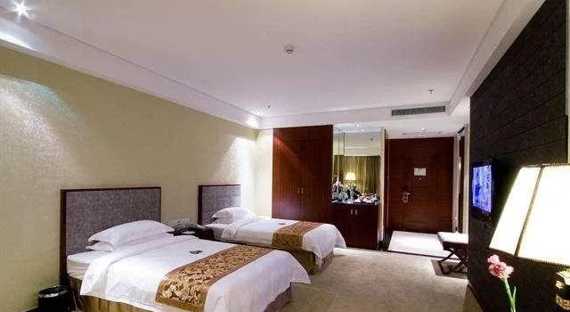 Gyatt Hotel