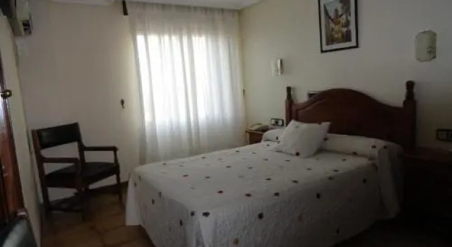 Hotel La Torre, Prenota Hotel Hotel a Estremadura con parcheggio, Parcheggio