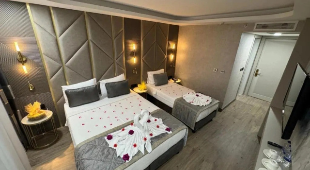 Elysia Plus Hotel, Забронировать Отель Фатих Стамбул, рядом с Трамвайная остановка Cemberlitas